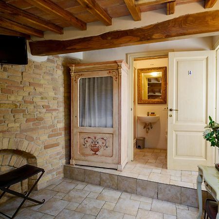 Donna Nobile Hotel Сан Джиминяно Екстериор снимка