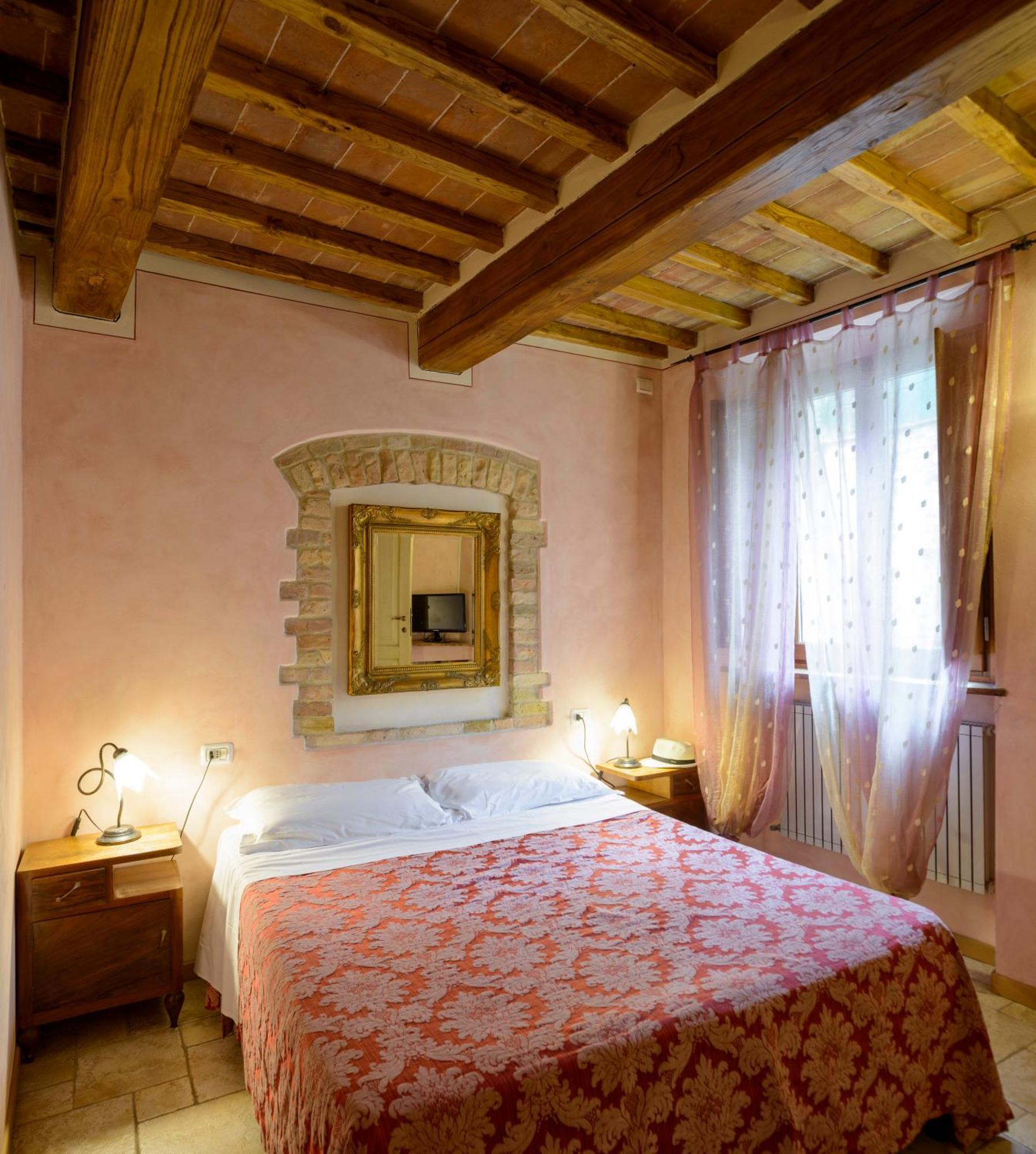 Donna Nobile Hotel Сан Джиминяно Екстериор снимка