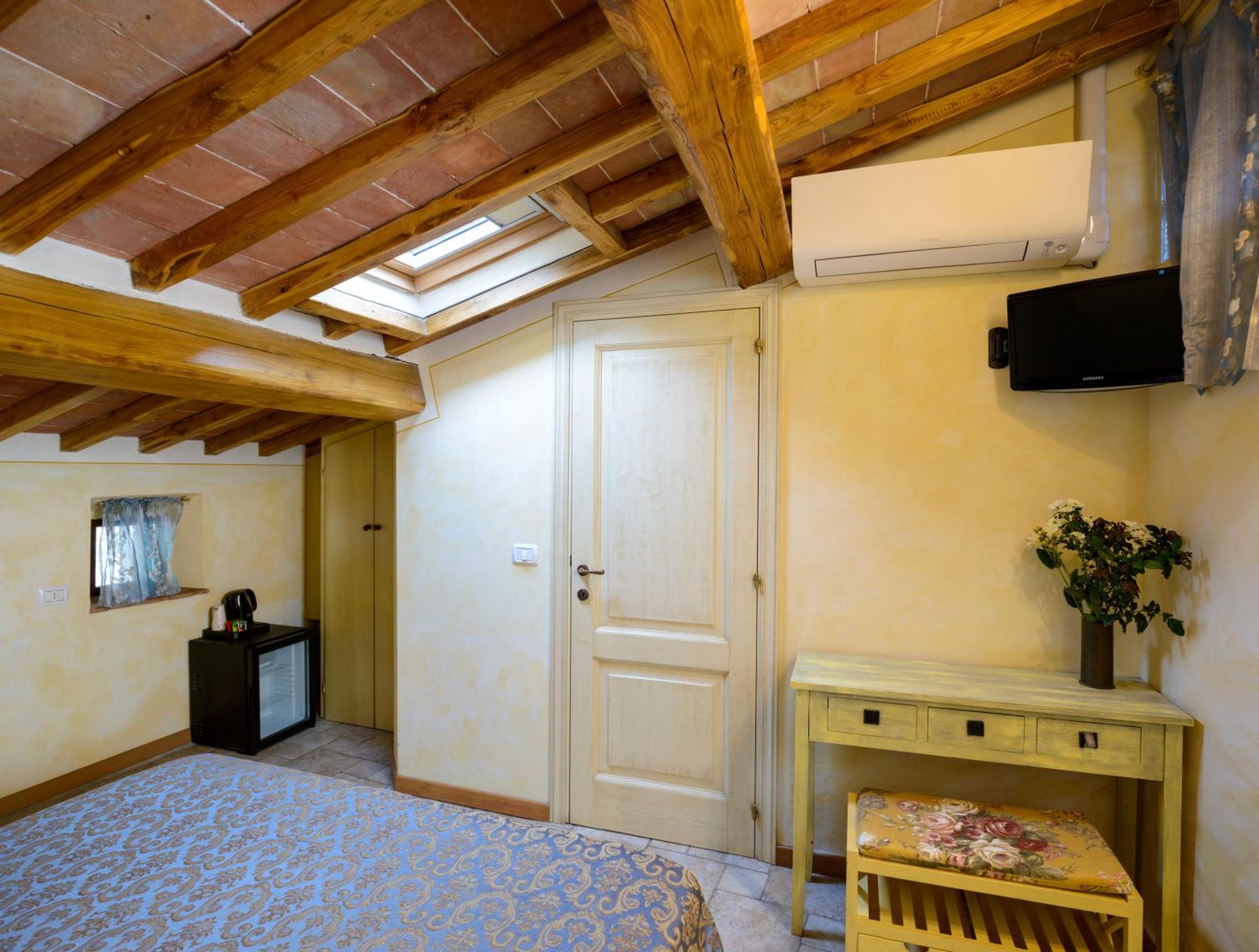 Donna Nobile Hotel Сан Джиминяно Екстериор снимка