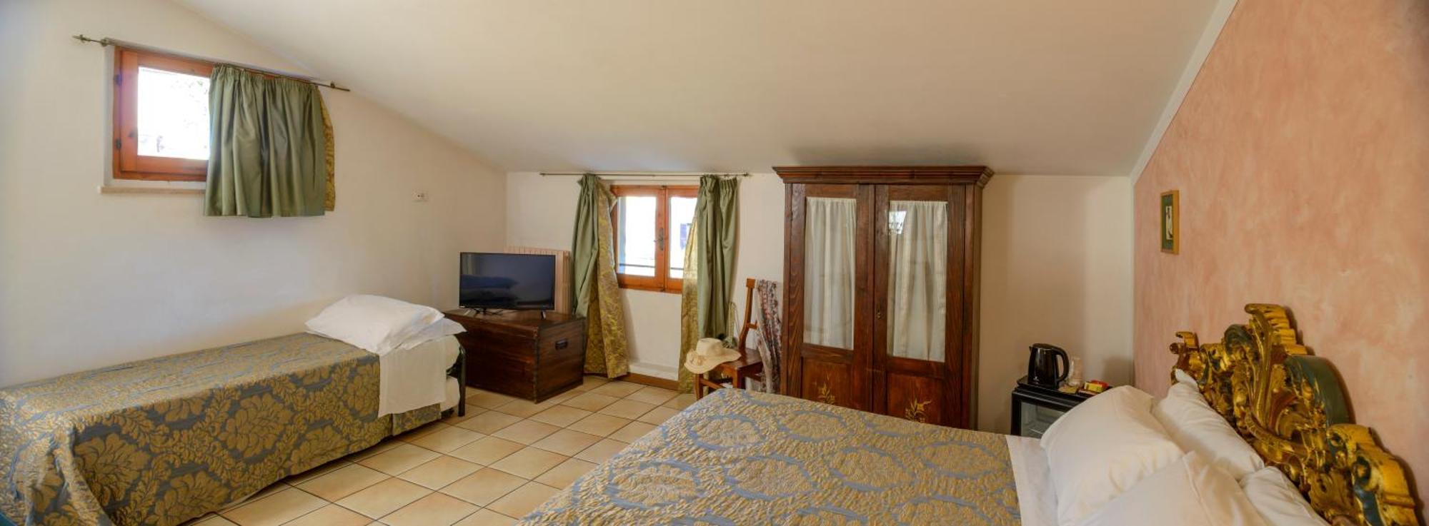 Donna Nobile Hotel Сан Джиминяно Екстериор снимка